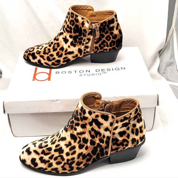 Boston Design Studio Leopard Cheetah Animal Print Booties Boots Shoes - Picture 3 of 8